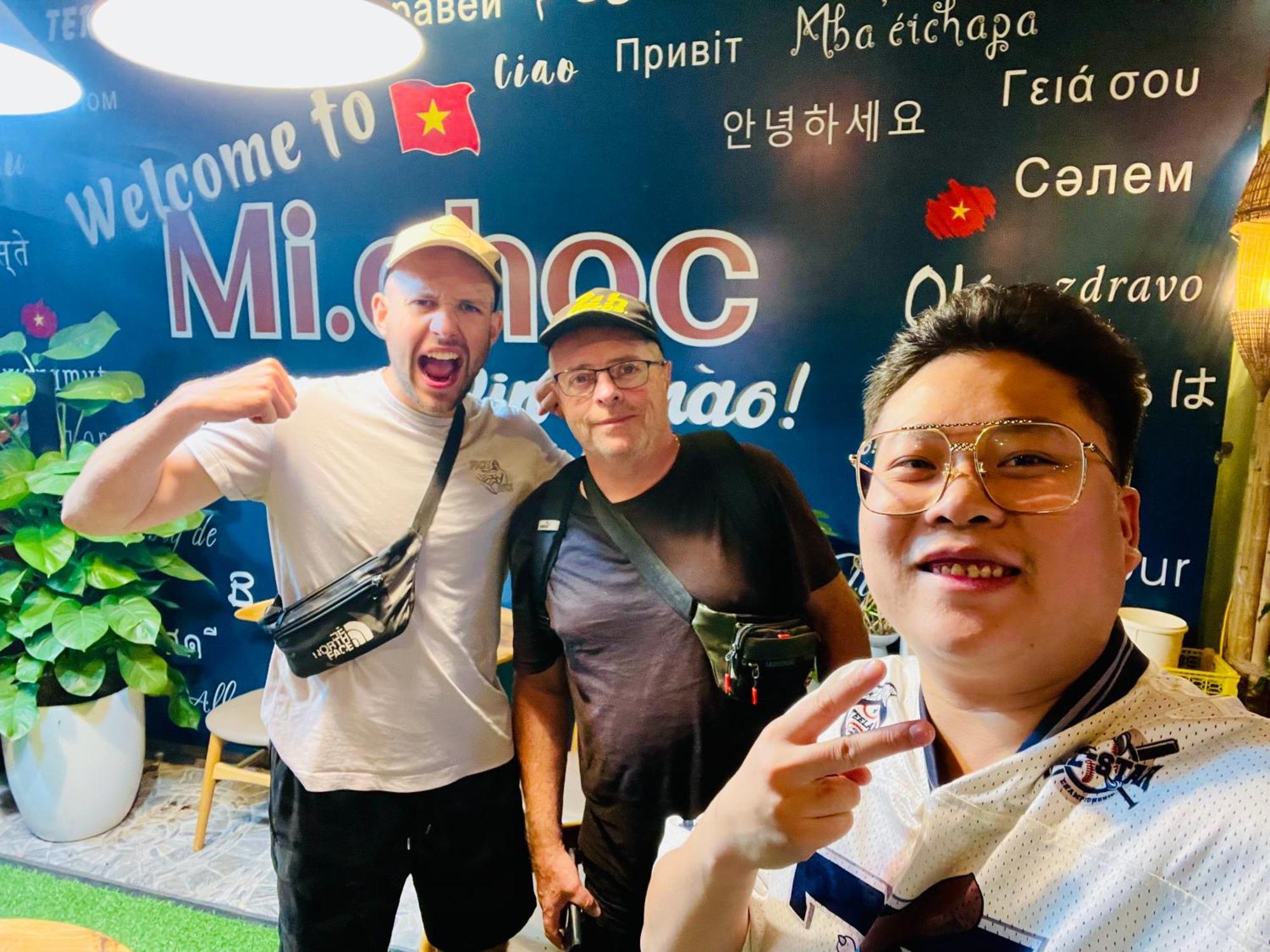 Michoc Homestay - Hostel نينه بينه المظهر الخارجي الصورة